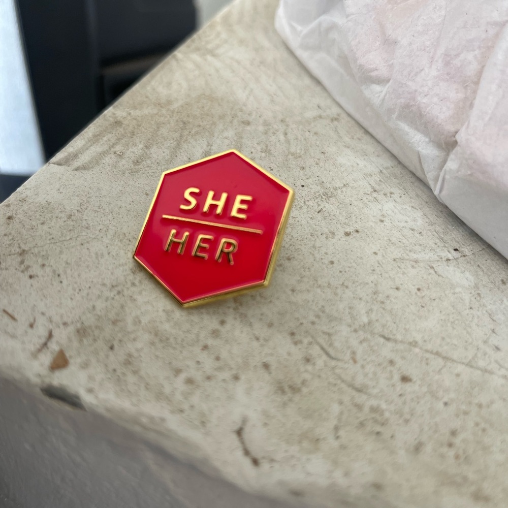Pink She/Her Pronoun Pin